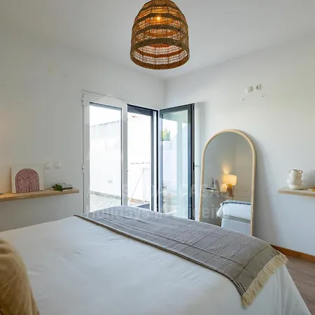 Valentin House By Acasadascasas * Santo Isidoro