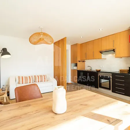 Hébergement de vacances Valentin House By Acasadascasas *