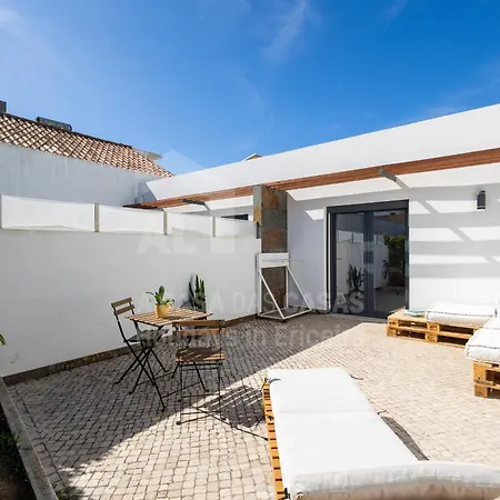 Valentin House By Acasadascasas