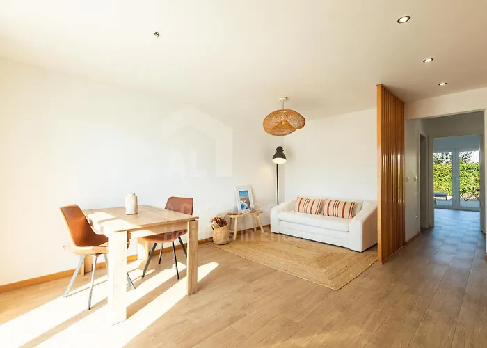 Valentin House By Acasadascasas * Santo Isidoro