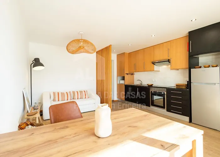 Hébergement de vacances Valentin House By Acasadascasas *