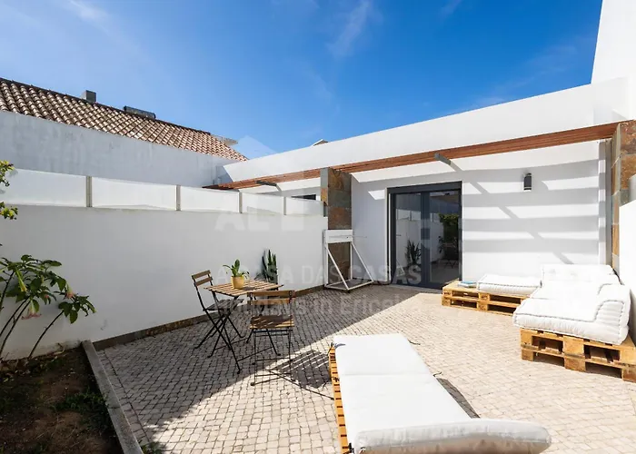 Valentin House By Acasadascasas